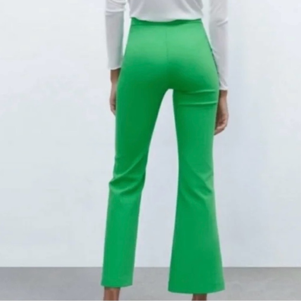 Zara NWT Green Mini Flare Pants - Picture 2 of 5